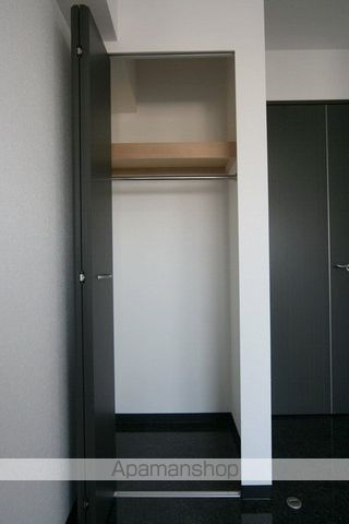 ONLY ONE小花IIの内装写真