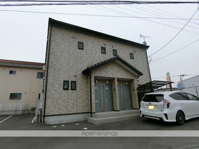 ウィステリアIIの玄関写真