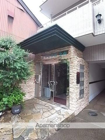 音羽壱番館金山の玄関写真