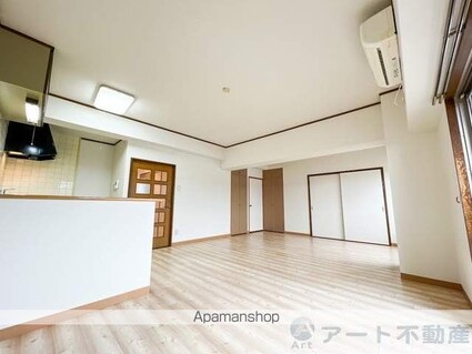 シャルマンコーポ土居[2LDK/65.7m2]の内装7