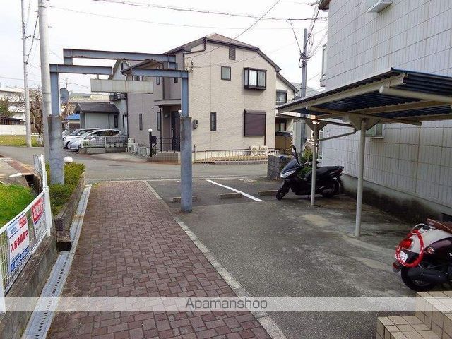 西脇パークハイツIの玄関写真