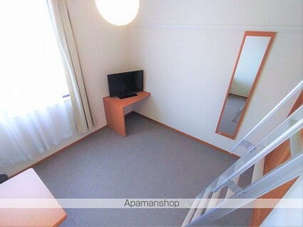 レオパレス源藤Ⅲ[1K/20.28m2]のリビング・居間1