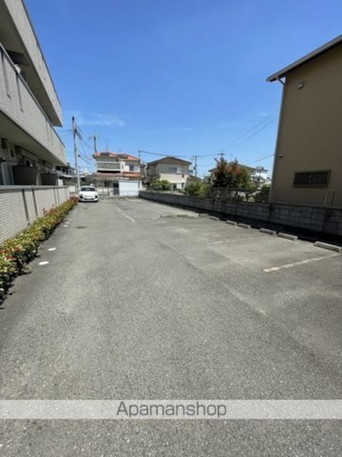 クリーク　パレス[1LDK/33.39m2]の駐車場