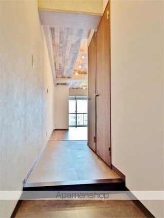 ニューハイツ湯島[1R/44.07m2]の玄関