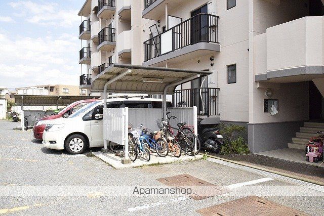 エトワール薬師台の玄関写真
