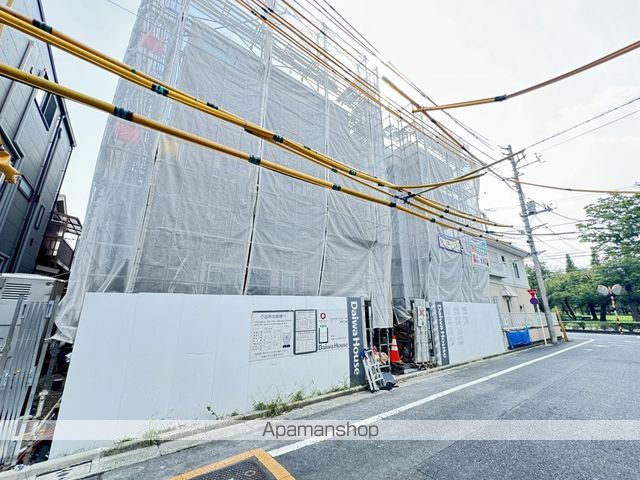 グラナーデ保木間の外観写真