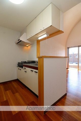 コンフォートヒルズ笠之原Cの内装写真
