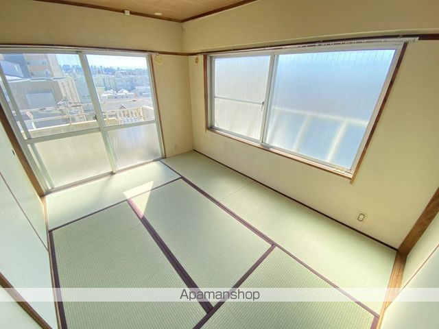 曽根ファイブの内装写真