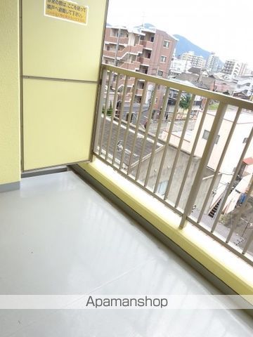カーザミアの内装写真