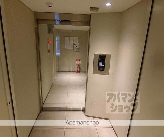 LATTICE HIGASHINO ANNEXの玄関写真