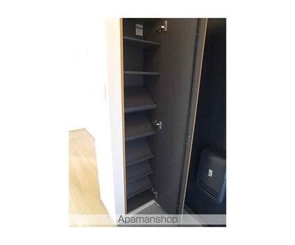 東京都世田谷区池尻３丁目[1K/26.47m2]の玄関