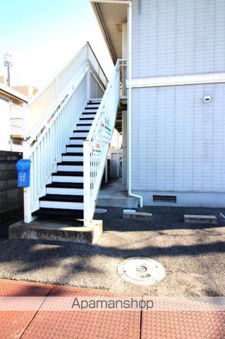 プリエール新屋敷の玄関写真