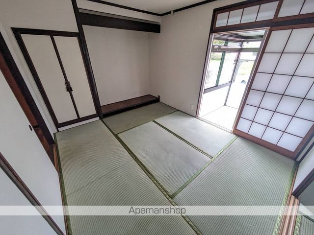 可部線 あき亀山駅 徒歩54分 2階建 築53年の内装写真