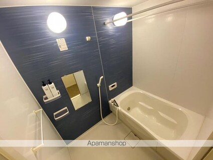 シャーメゾン空港通りＡ棟[2LDK/68.68m2]のバス