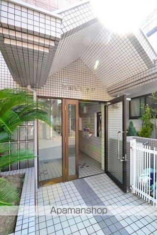 芦屋ビレッジの玄関写真