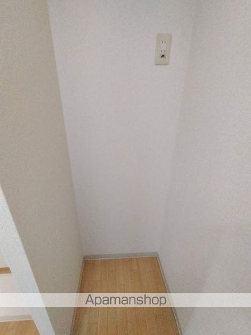 フロン・ツオーネの内装写真