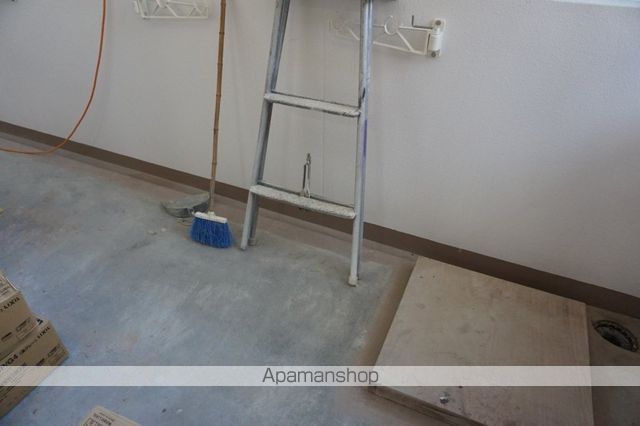 スプランディッド放出の内装写真