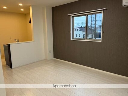 トロワリジェール[2LDK/58.17m2]のリビング・居間1