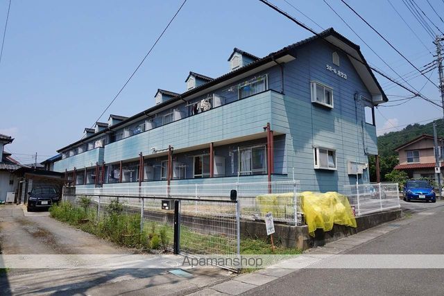 ラポールホサカA棟の外観写真