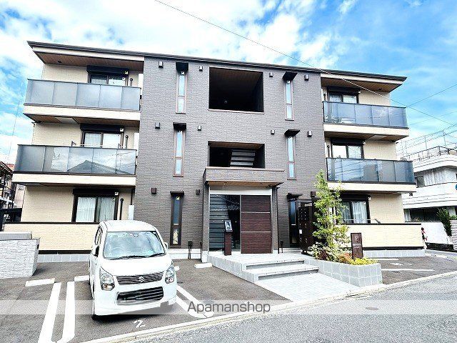 プレミア尾長西 A棟の外観写真