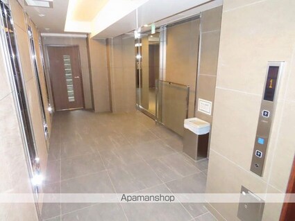 Ｌａ　Ｄｏｕｃｅｕｒ大島[1K/25.55m2]のロビー2