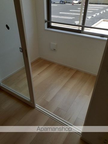 ドゥウェル シンフォニー IIの内装写真