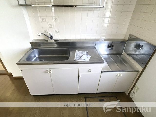 ドリームハイツ垣生 Aの内装写真