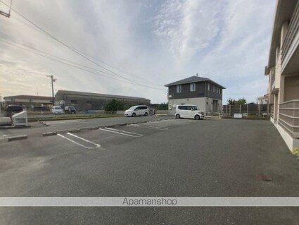 Ｇｅｏｒｇｉａｎ　Ｈｏｕｓｅ[2LDK/62.1m2]の駐車場