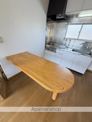 セノーテの内装写真