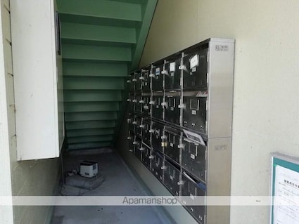 カーサソシアル[1R/17.3m2]のロビー2