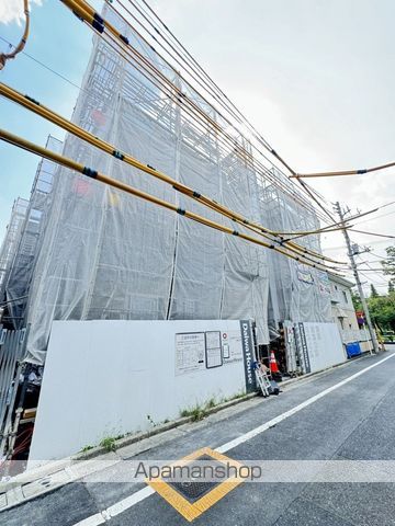 グラナーデ保木間の外観写真