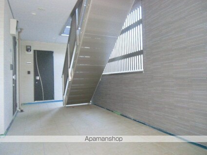 東京都立川市高松町３丁目[1LDK/49.47m2]の共用部2