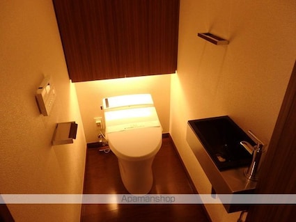 東京都文京区春日２丁目[2LDK/57.04m2]のトイレ