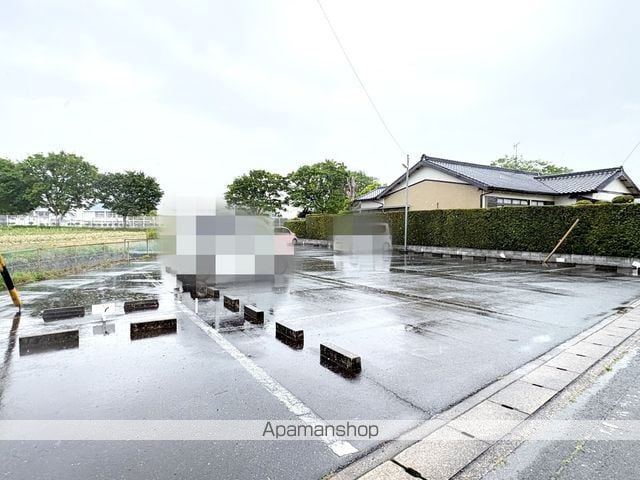 マンション中瀬の外観写真