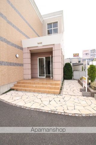 ファイン・レジデンスの玄関写真