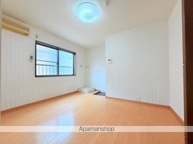 筆ヶ崎マンションの内装写真