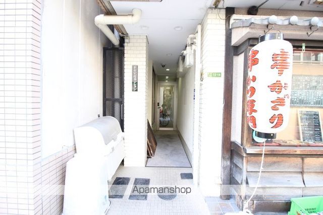 第7シンワマンションの玄関写真