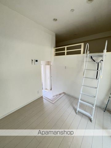 エミューロの内装写真
