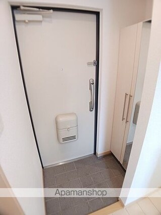 シャン・ド・フルール[1K/25.32m2]の玄関