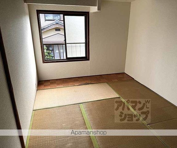 下森本貸家の内装写真