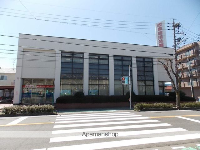 グレイシャス プラスの周辺写真