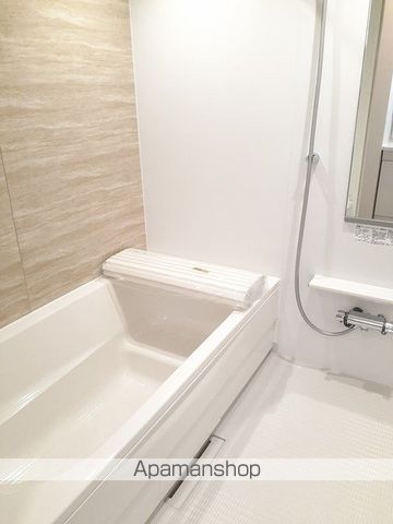 アルバ ファウスト Iの内装写真