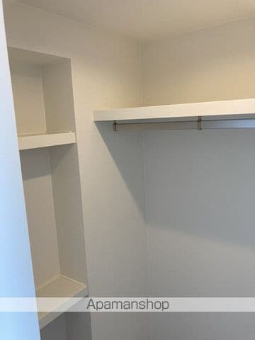 カレッジヒルズEの内装写真