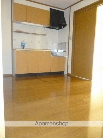 アーバンクレスト伏見Aの内装写真