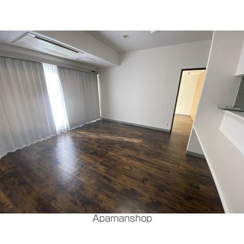 ポートタワー山下町の内装写真