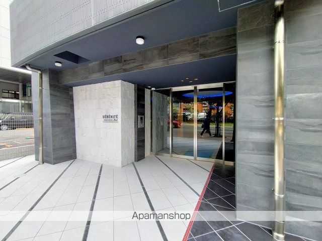 セレニテ東三国ミラクの玄関写真