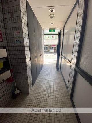 フレスコ京橋江盛ビル[1R/17m2]のロビー