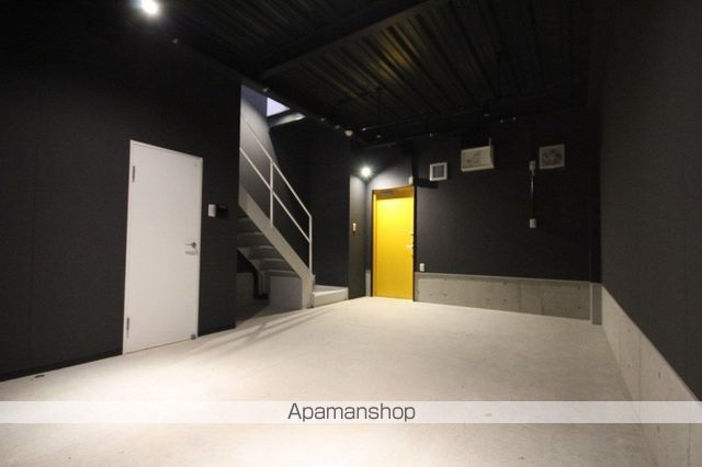 玉井町GAREGE HOUSEの内装写真