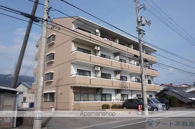 メゾンプリムラの外観写真