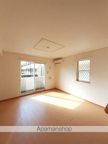 リープライツ元山 Cの内装写真